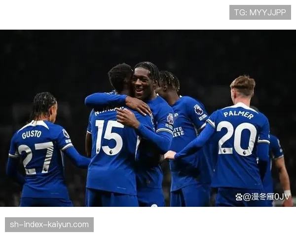 英格兰警方逮捕七名涉嫌在比赛中种族歧视的球迷